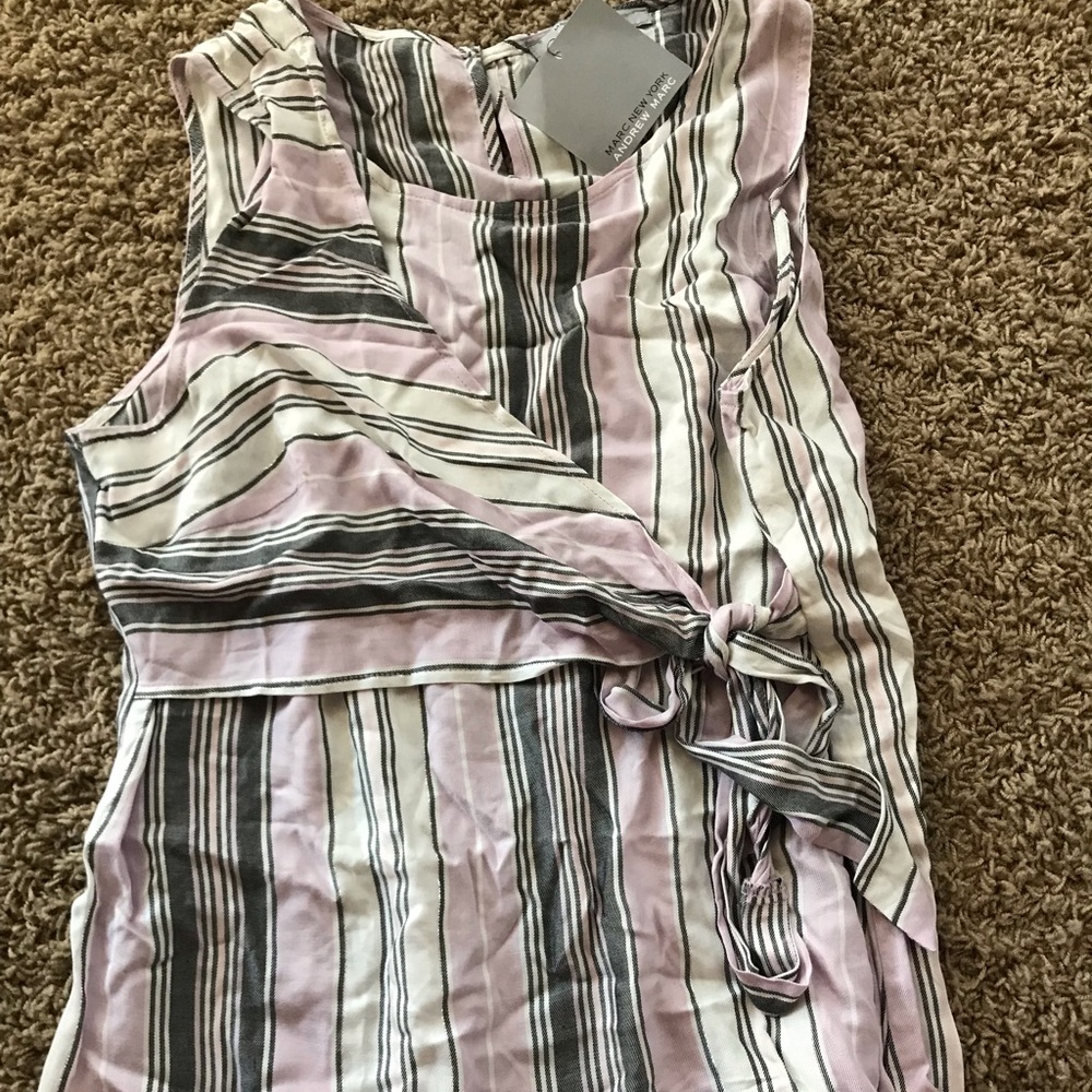 Sleeveless work blouse